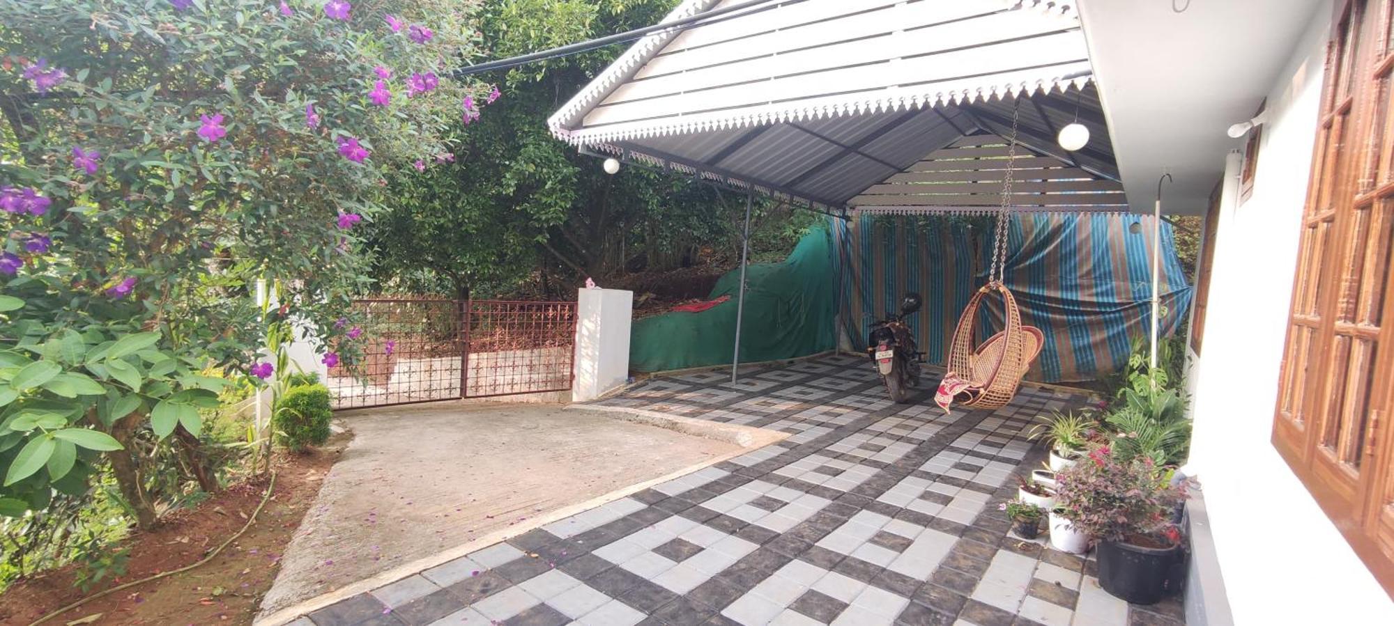 Koonamparayil Home Stay Munnar Anaviratty-Family Only Ngoại thất bức ảnh