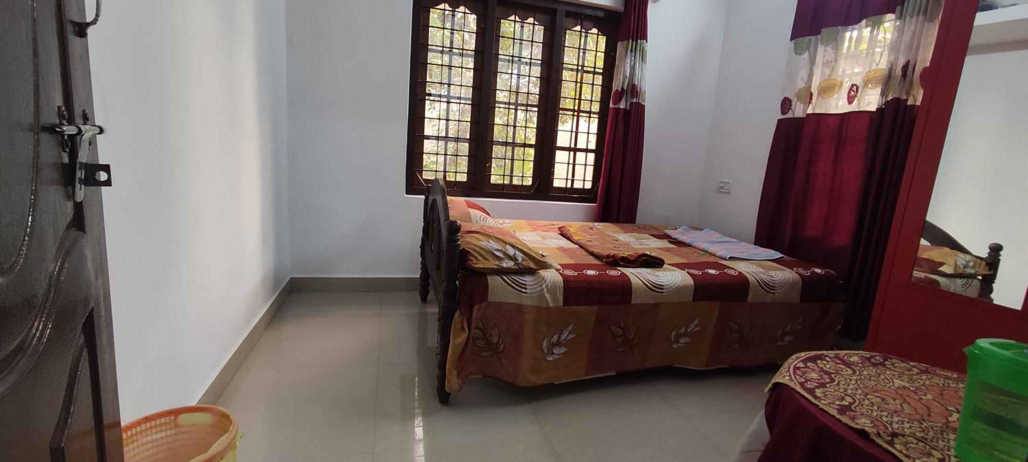 Koonamparayil Home Stay Munnar Anaviratty-Family Only Ngoại thất bức ảnh